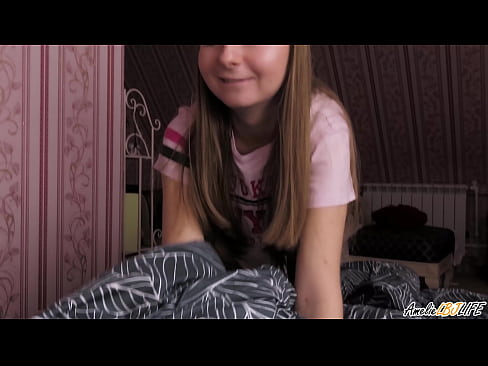 ❤️ Blondie-k bere BFF-ren sakon zurrupatzen du eta esperma jasotzen du ahoan ❤❌ Porno %eu.techkoala.topan